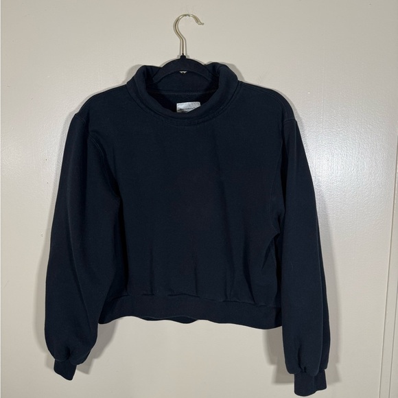 Abercrombie & Fitch Soft collection turtleneck cropped sweatshirt Black - Picture 1 of 6